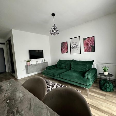 Velvet Studio Targu-Mures Bagian luar foto